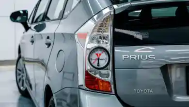 Toyota Prius lastik basıcı